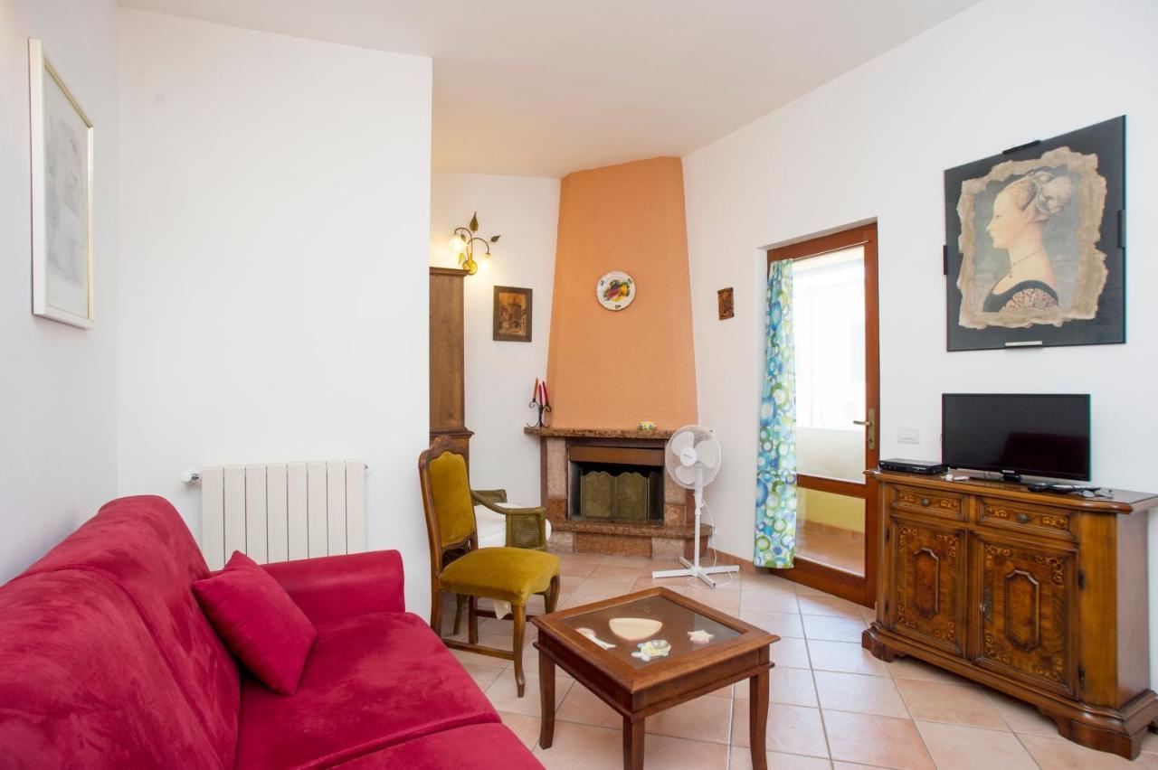 Appartamento In Via Del Mare A Procchio Procchio  Extérieur photo